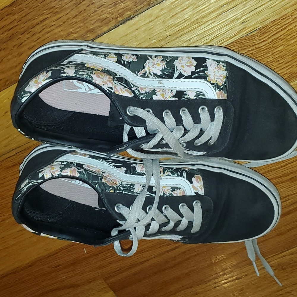Girl's Vans